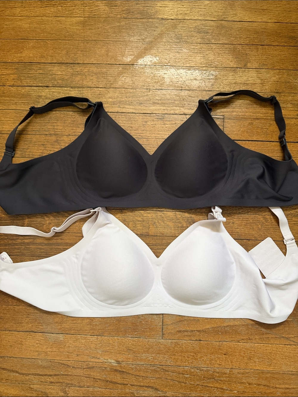 Set of 2 Second-Skin, Silky Nursing Bra | Drop-Down Cups - black and light pink